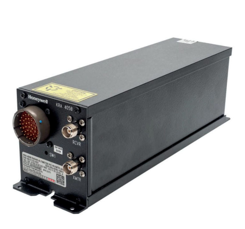 ARINC 429 Digital Aircraft Radar Altimeter Ringan 2.5Lbs Rack Mount Instalasi