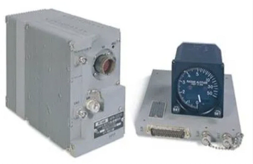 Boeing Airbus Embraer Digital Radio Altimeter 4.2 GHz ARINC 429 Antarmuka DO-160G Sertifikasi